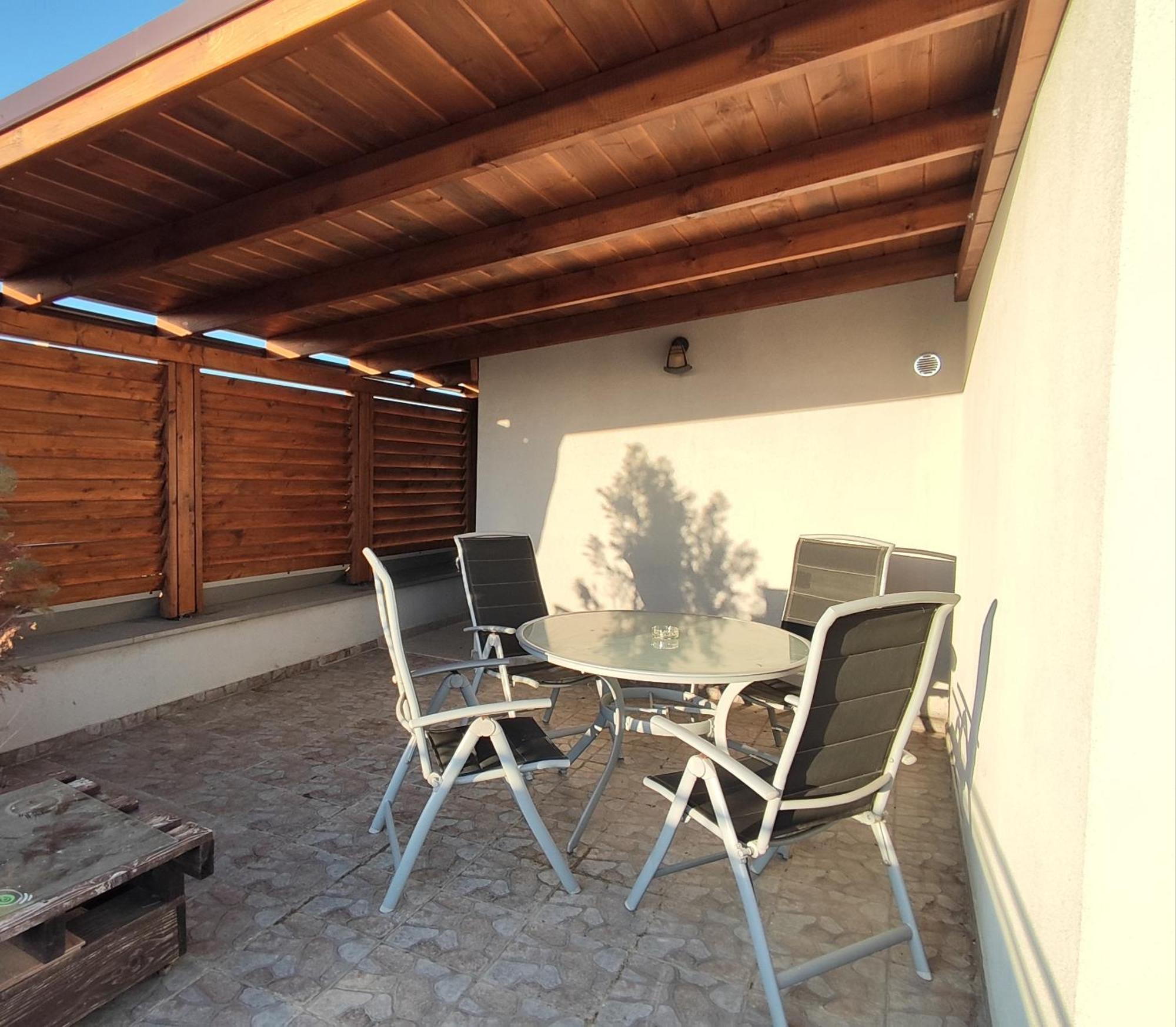 Apartman Dominika Appartement Rovinka Buitenkant foto